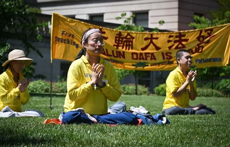 TuidangMovement's tweet photo. https://t.co/flfJ5JmYXa
The report stated that World Falun Dafa Day “also serves as a day of awareness to bring attention to the millions of people in China who have been persecuted for practicing Falun Dafa.” https://t.co/KvnU6XMTeZ