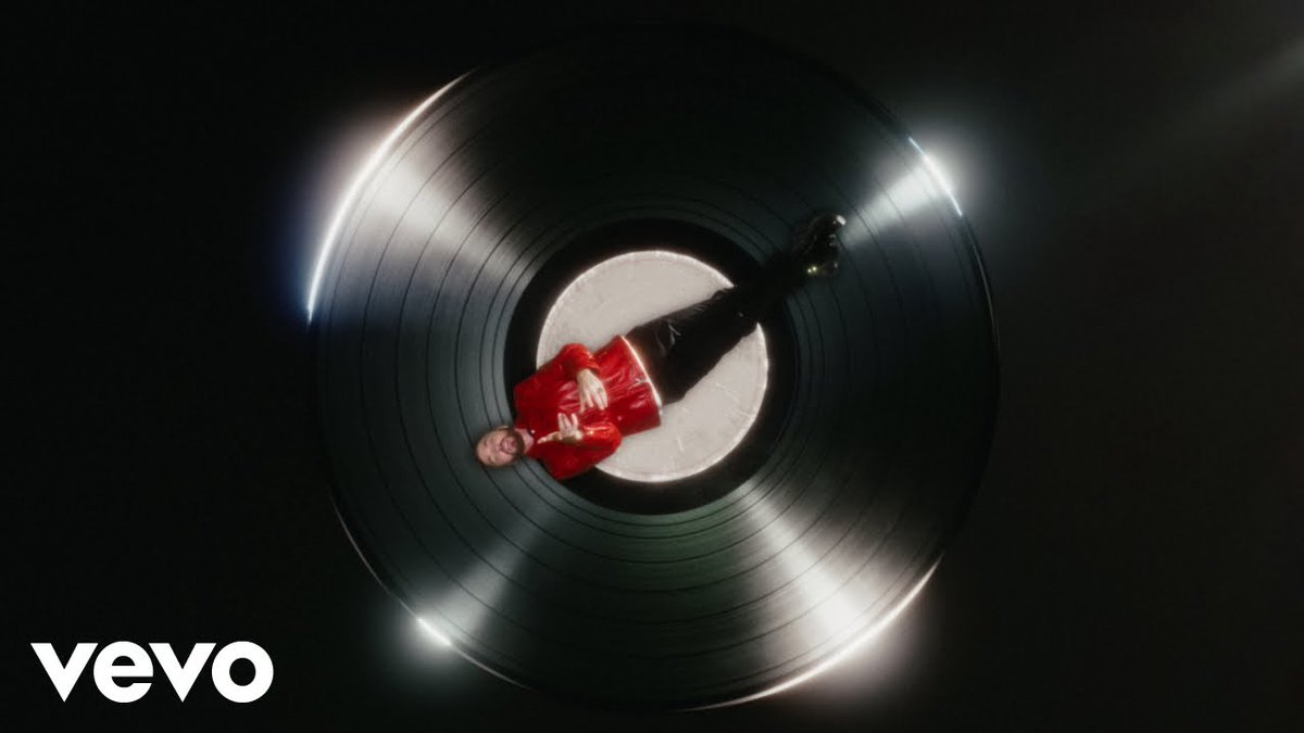MusiqueAlliance's tweet photo. Christophe Willem dévoile son nouveau single Systaime. Ce titre pop marque le début d'une nouvelle séquence discographique pour l'artiste. Plus d'infos 👇 https://t.co/5b4K2NUYVq