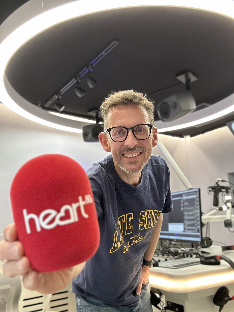 SimonBeale's tweet photo. Heatwave Tuesday Ready ☀️
@Heart80s Breakfast 6-10am 

@GlobalPlayer 📻 DAB 🗣️ Play Heart 80s https://t.co/02kLOKLpLv