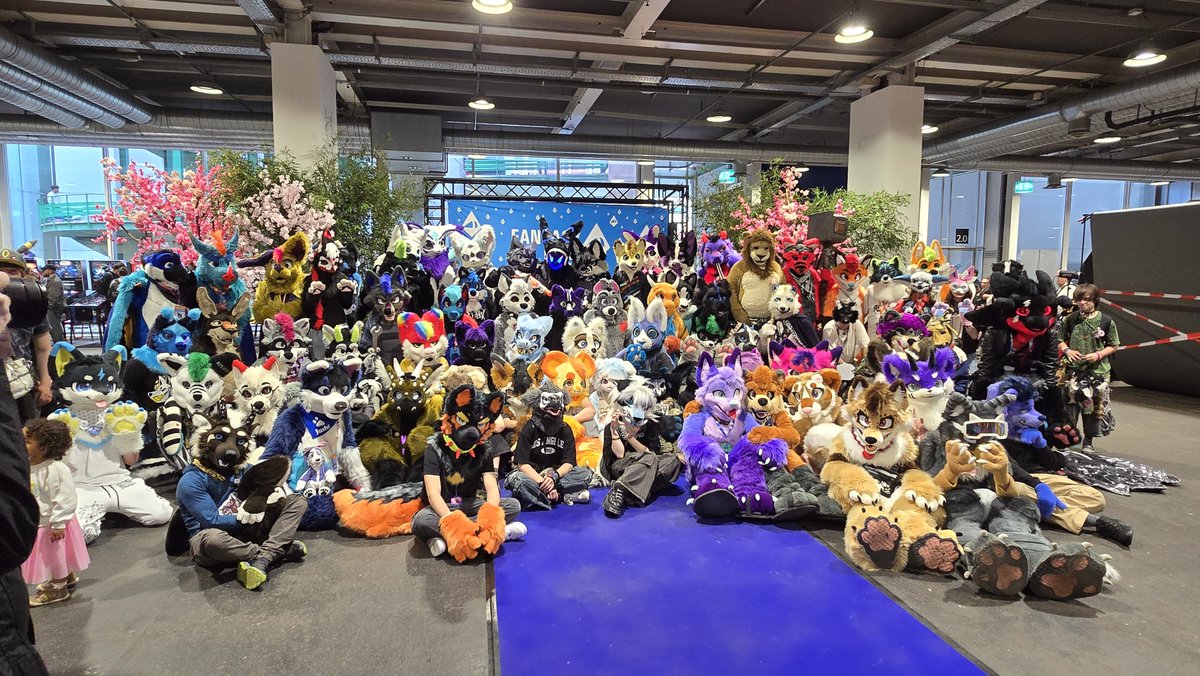 Kiba_Wolfy's tweet photo. Photos from #FantasyBasel 2026 are now available indefinitely at https://t.co/qp4PIjhjhy https://t.co/pjfMA609et