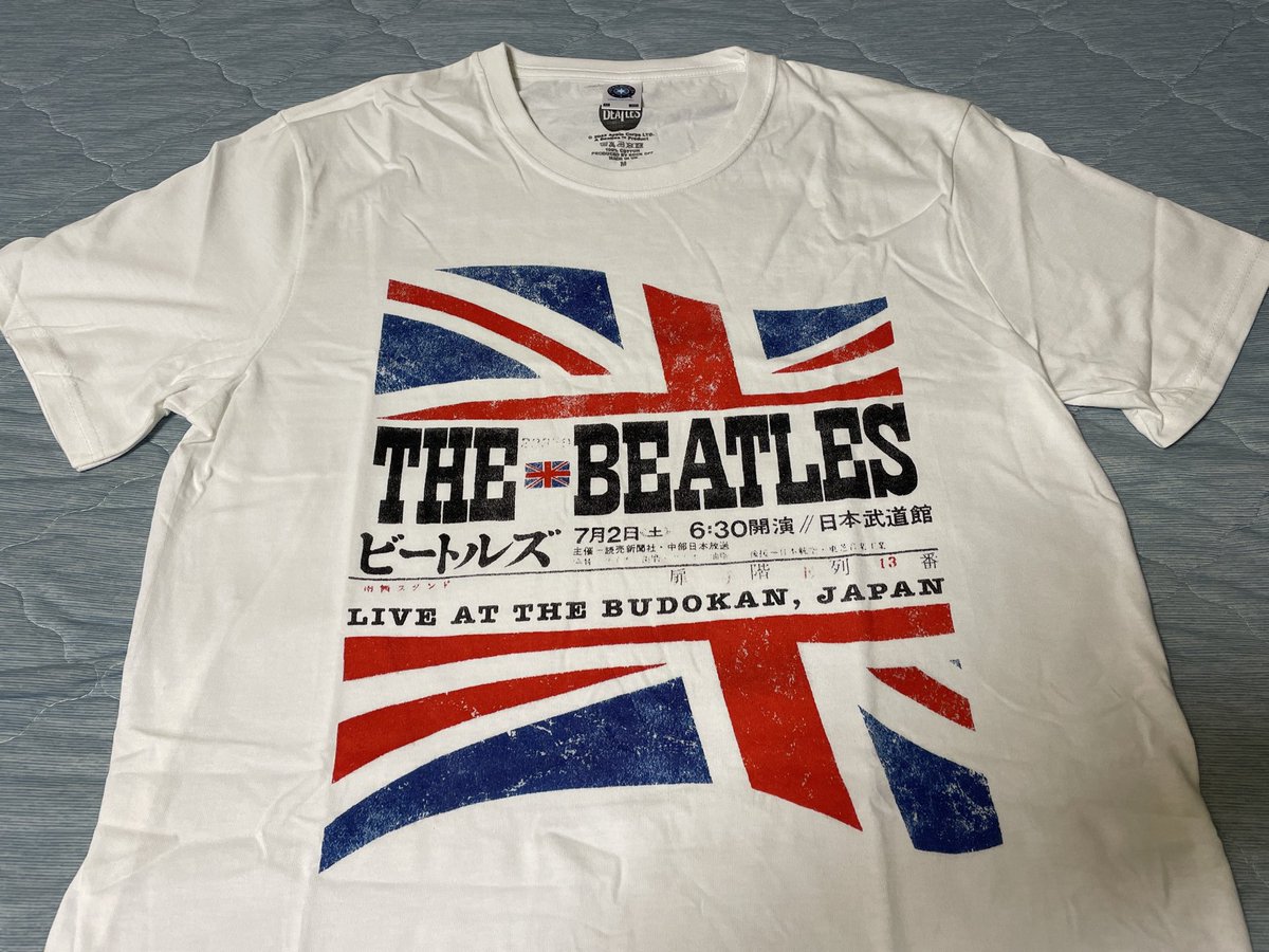 70RockV's tweet photo. ビートルズ来日60周年記念グッズ、3つ買いました😊 https://t.co/Fv52vIV5Dd