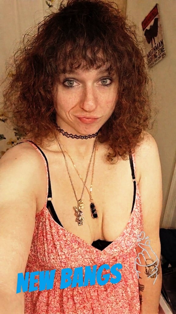 Ask_The_Dog's tweet photo. #bangs #hair https://t.co/WewHUQCOQq
