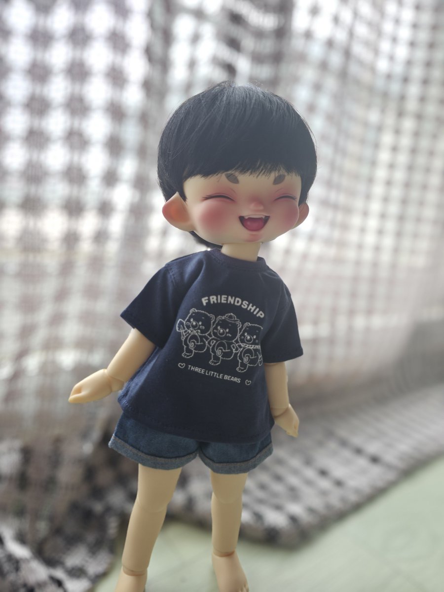 lorina_ale's tweet photo. 이것도 인형놀이면 인형놀이인거죠
(드디어 여름옷으로 갈아 입히다) https://t.co/nJQfbJjpiE