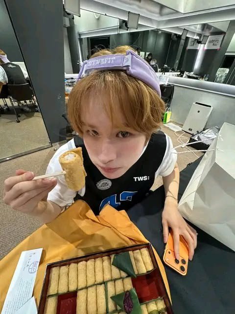 Kyungmai tweet media