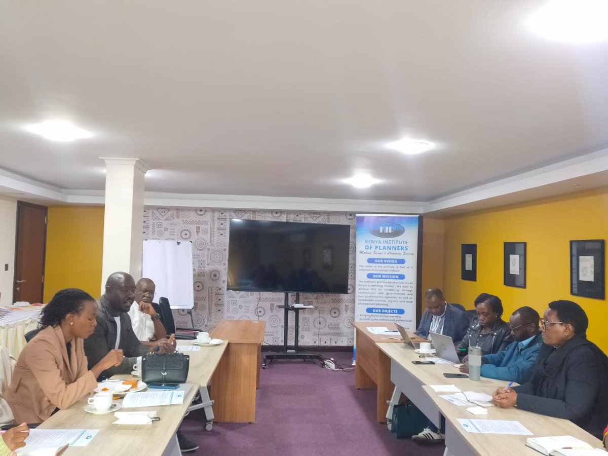 PLANNINGKe's tweet photo. KIP held a strategic meeting with Planners in private practice to address their needs. The meeting focused on safeguarding professional integrity, legal reform &amp; economic repositioning of Planning as a revenue driver, and produced several action items to address these issues. https://t.co/FqMUls8YR9