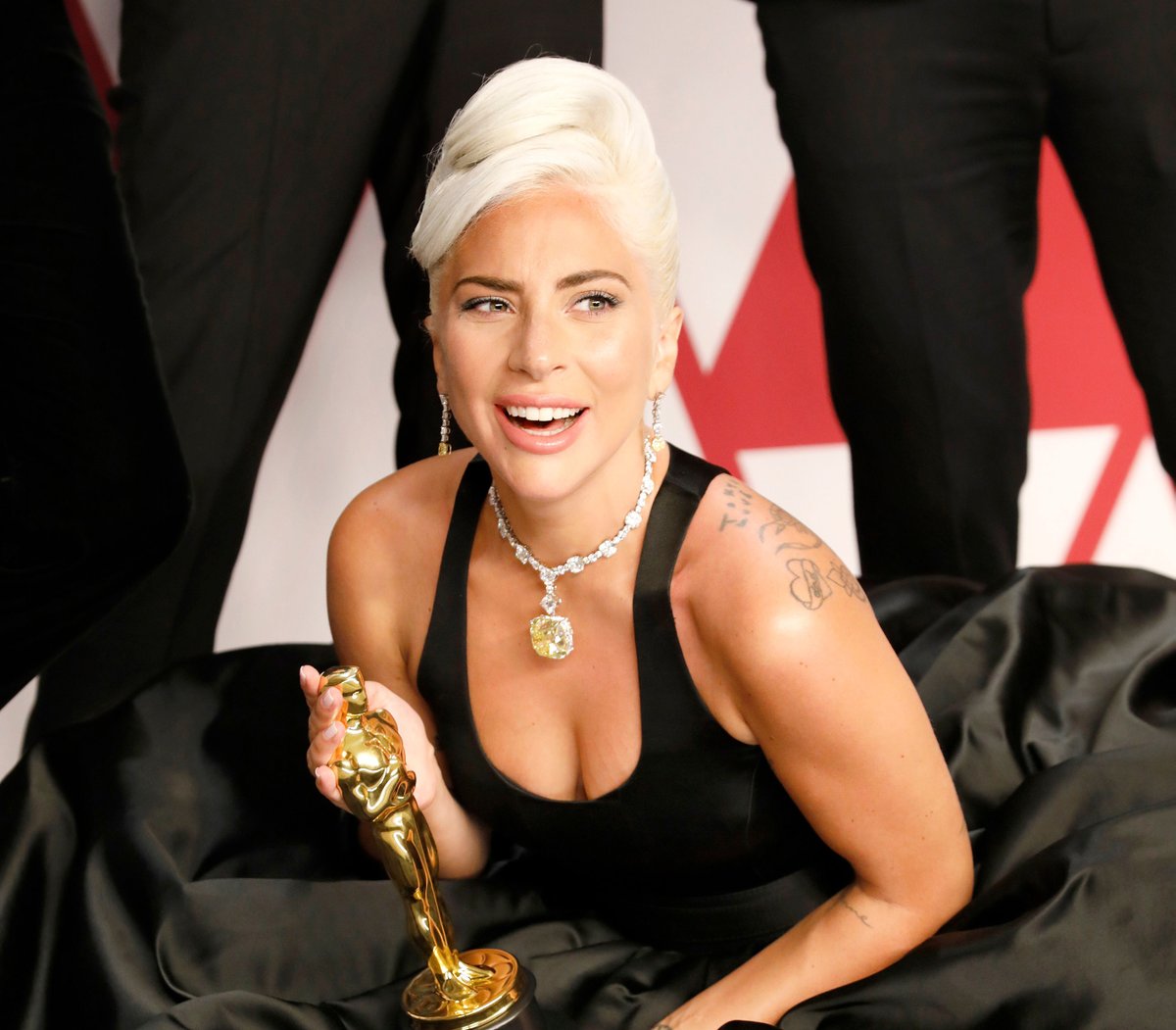 Gaga Notify tweet media