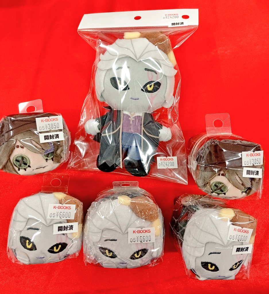 入荷情報】 第五人格 IdentityV サンリオコラボ お座りぬいぐるみ もち