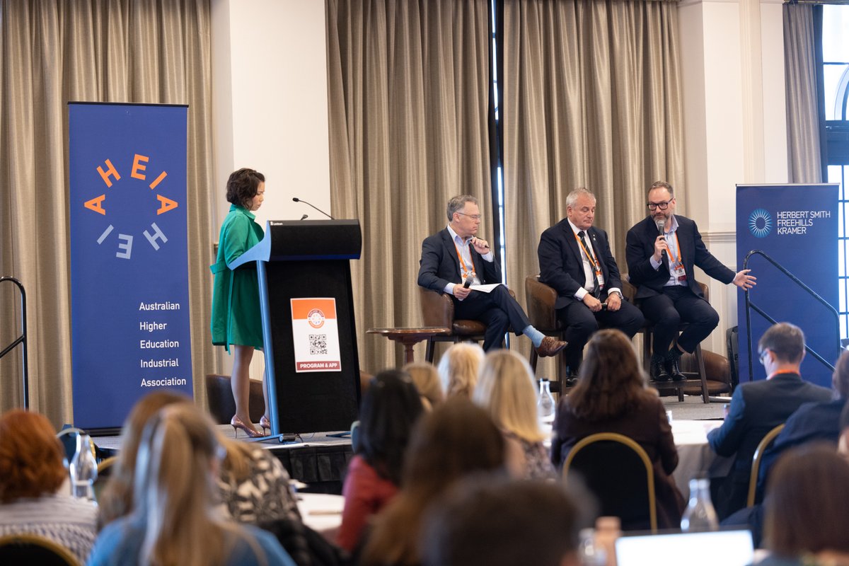 Universities Australia tweet media