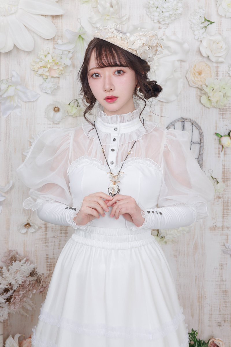 🌟商品紹介🌟 ミッドナイトスター オフショルダーブラウス 美しく神秘