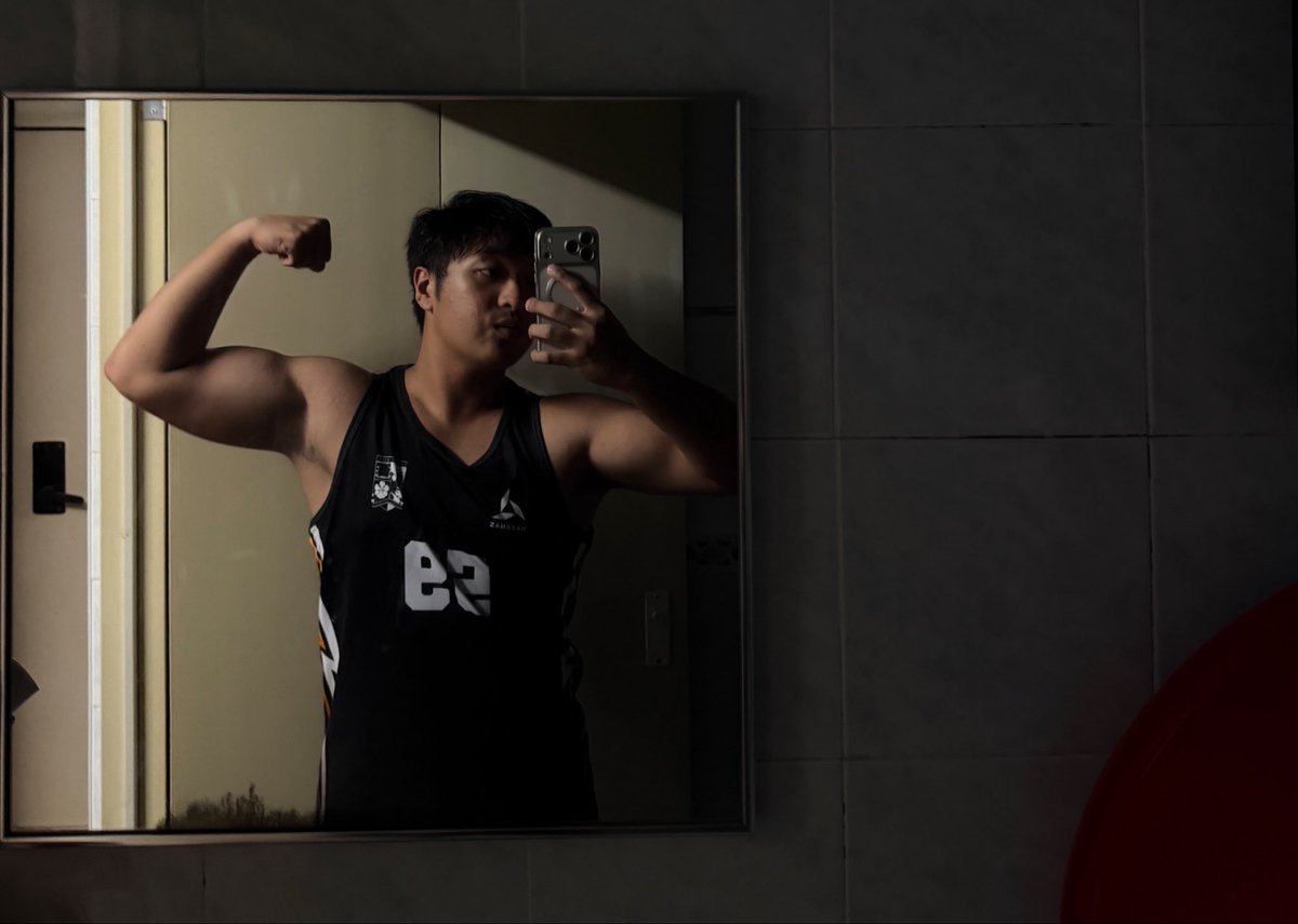 JoshuaAlexius's tweet photo. mayhaps it’s time for the next bulk https://t.co/P1UYhW3Qz7