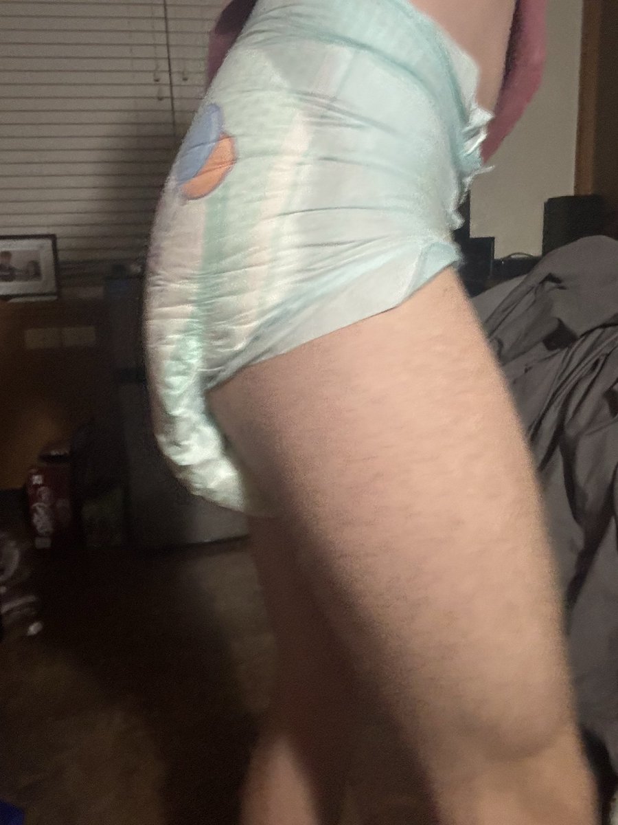 MessyMilkyBaby tweet media