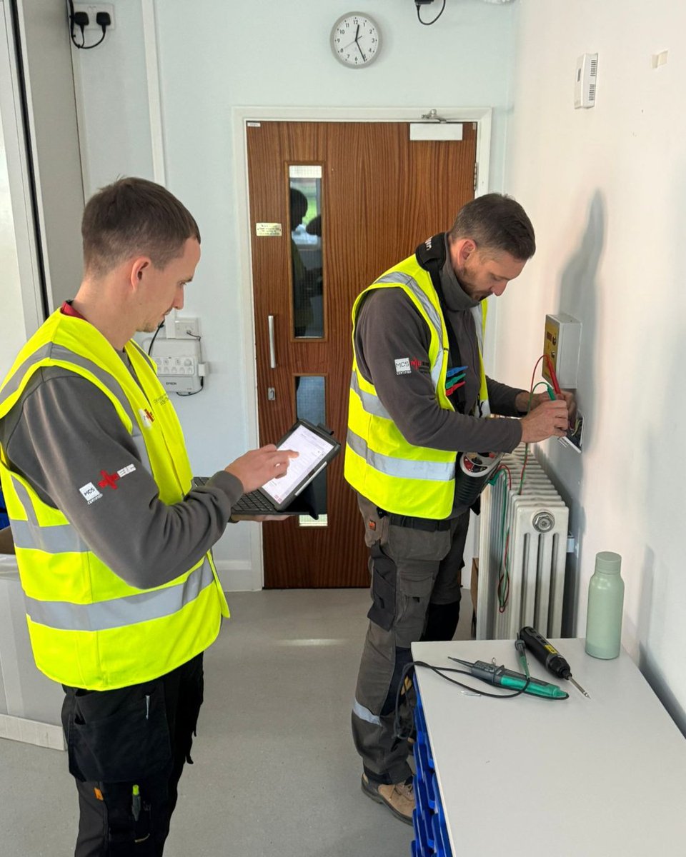 CandBElec's tweet photo. Behind every reliable healthcare environment is a team working together to ensure safety, performance and continuity at every stage.

#Electrician #ElectricalContractor #Teamwork #Healthcare https://t.co/V4bpdJuakN