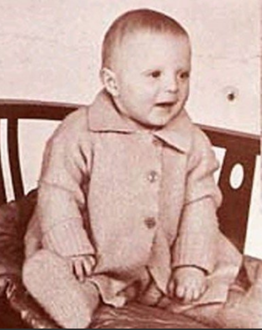 Minnie Ronson Remembering Mick Ronson today on his 80th birthday. His lovely mam ...