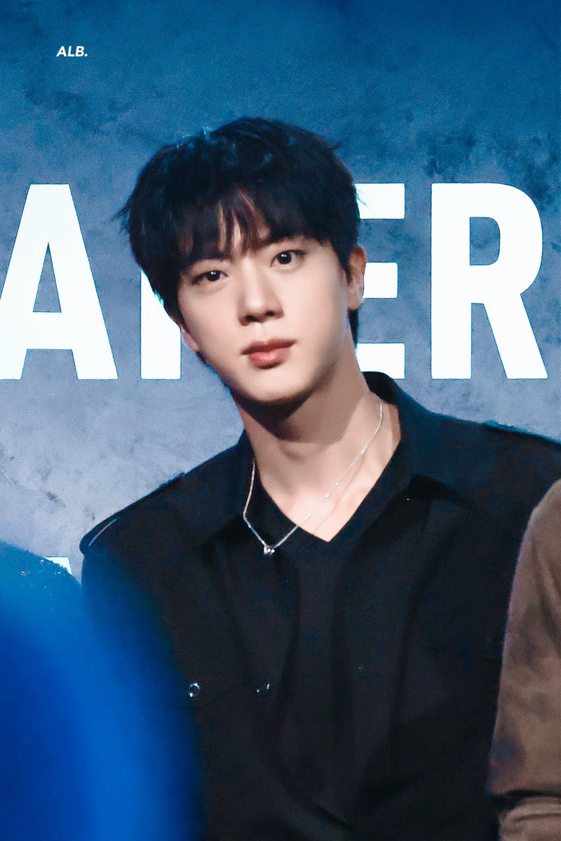 규이 tweet media