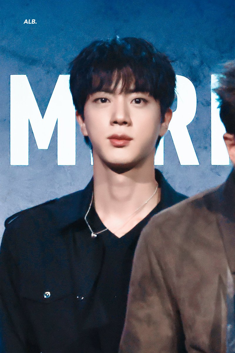 규이 tweet media
