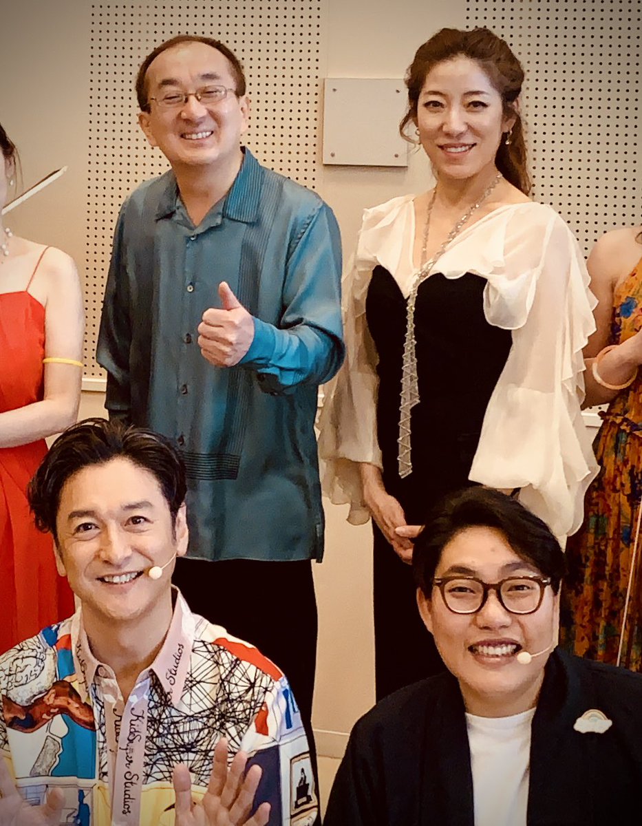 makokuriya's tweet photo. 一昨日は、松本で共演したキム・ジーヒョンさんの公演「Two Voices, A Thousand Seeds」を観に行きました。

キムさんの歌と表現は、相変わらずパワフルかつ繊細で素晴らしかった！共演した演出家、小林香さんのお話にも強い感銘を受け、本当に行って良かった。とても嬉しい夜でした。
#JKim #小林香 https://t.co/mXinkLeDcA
