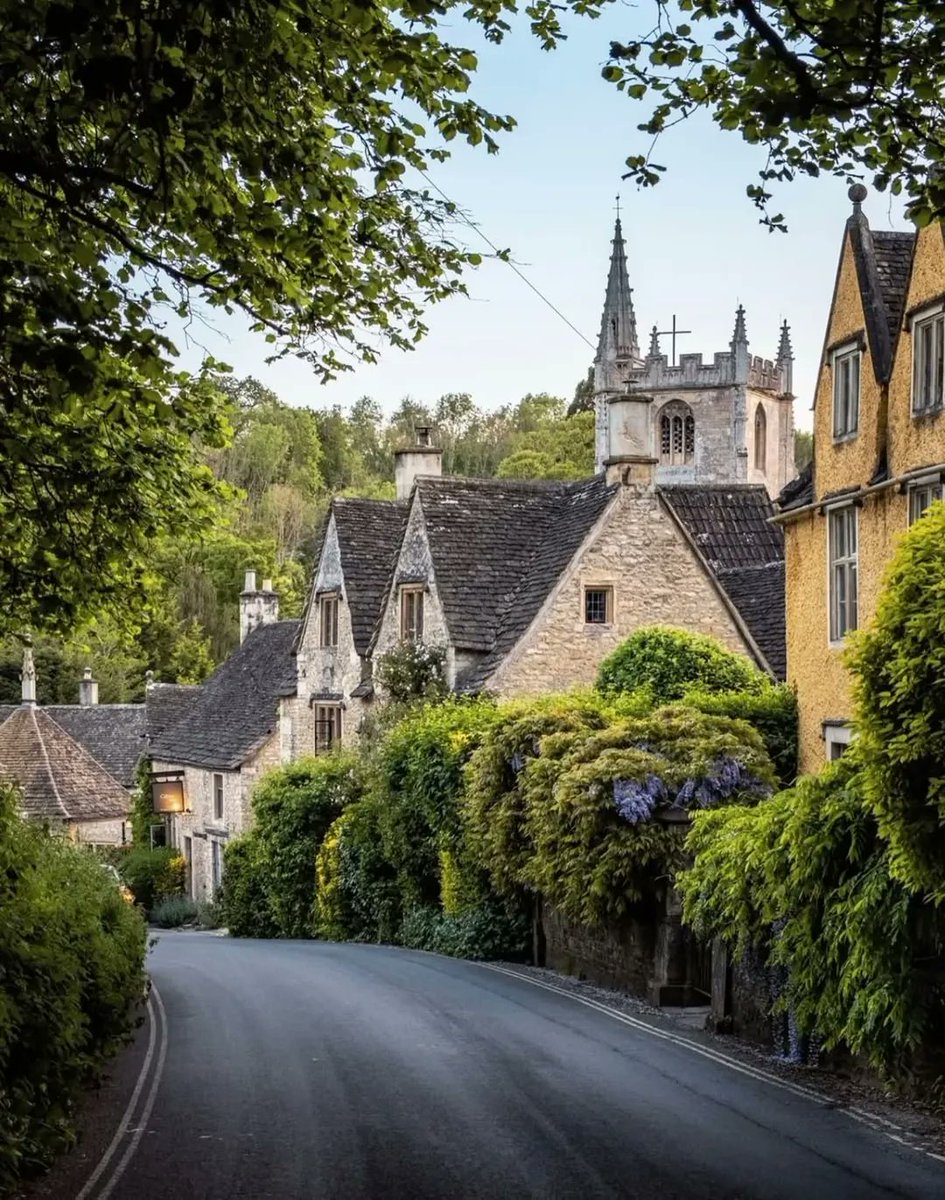 SeascapeNature's tweet photo. The Cotswolds, England 🏴󠁧󠁢󠁥󠁮󠁧󠁿 https://t.co/KpZapFaurp