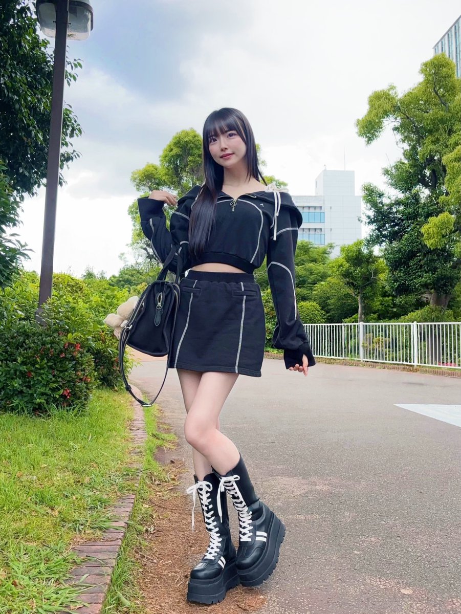 srsk_momoka's tweet photo. おはよう https://t.co/SI74V5hM2K