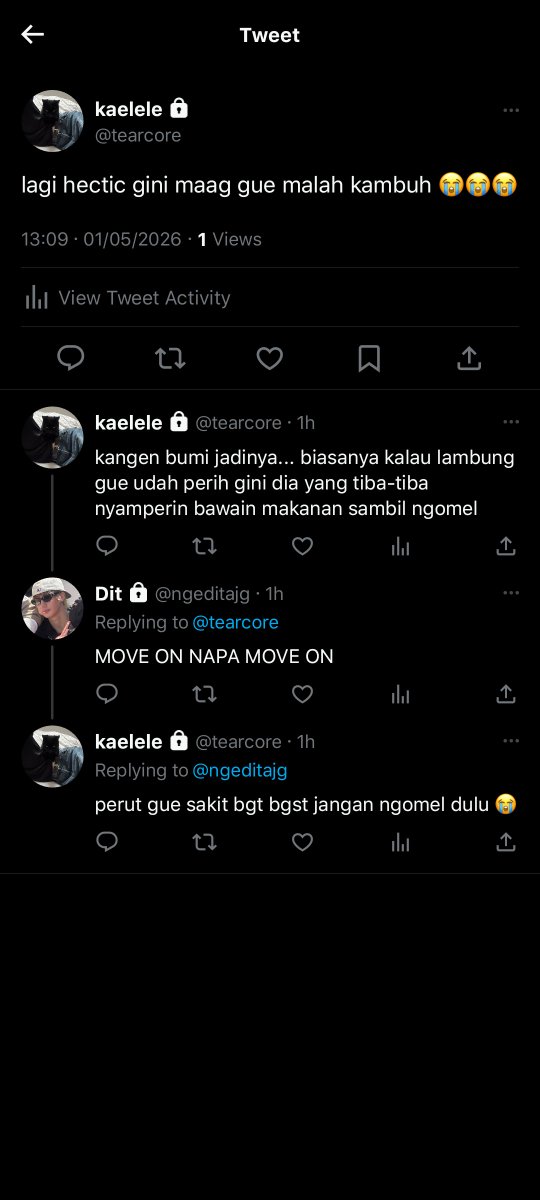 ctrlwb's tweet photo. nen si copywriter korporat yang baru sadar kalau freelancer ui/ux di project barunya itu syong, mantannya sendiri yang udah setahun lost contact.

✶ a syongnen few tweets au
(check alt for more info) https://t.co/bAxbyxLKNl