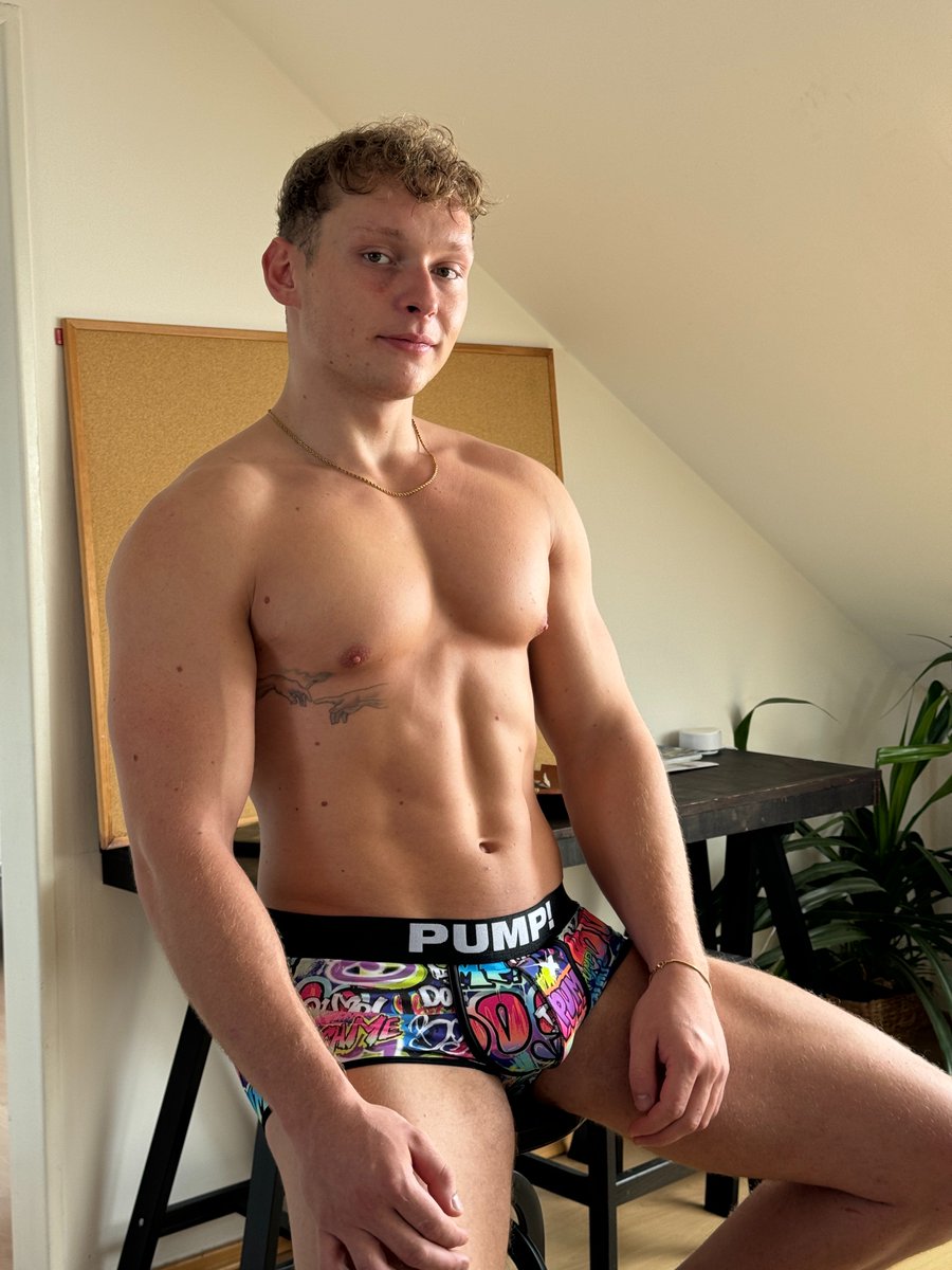 Slavic bodybuilder tweet media