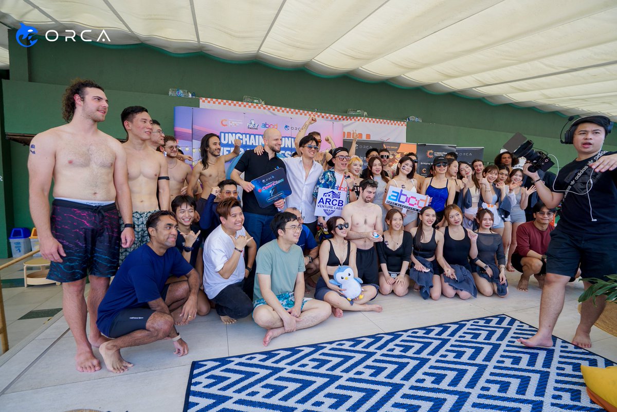 OrcaOfficialAI's tweet photo. 🌊 ORCA at Web3 Wellness Day — Bangkok

Bringing together builders, communities, and ecosystem partners during @SEABWofficial Blockchain Week.

ORCA CEO Mr. Alex joined the event to share Orca’s direction in AI-driven prediction market execution.

Co-hosted by ORCA, @DTCGroup_, and @pudgypenguins, the event saw strong community engagement and positive feedback.