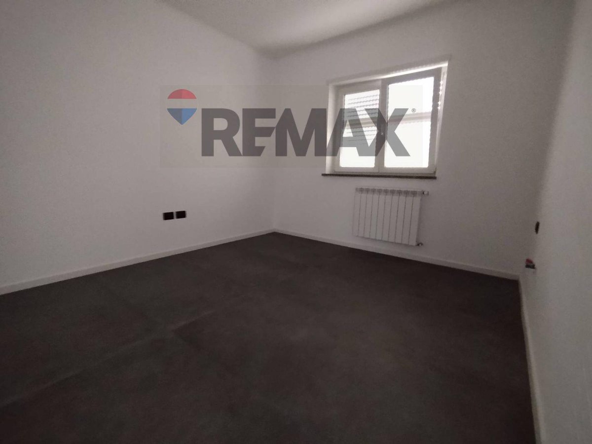 RemaxArts's tweet photo. 🏡 Indipendenza, stile e comfort ad Anzio! ✨
Villino unifamiliare finemente ristrutturato con giardino privato di 350 mq, 2 camere e doppi servizi. Moderna, luminosa e pronta da vivere, in posizione strategica tra Anzio, Nettuno e Roma. 🌿☀️

 https://t.co/kjNdTz1GBu https://t.co/goawc7tpoR