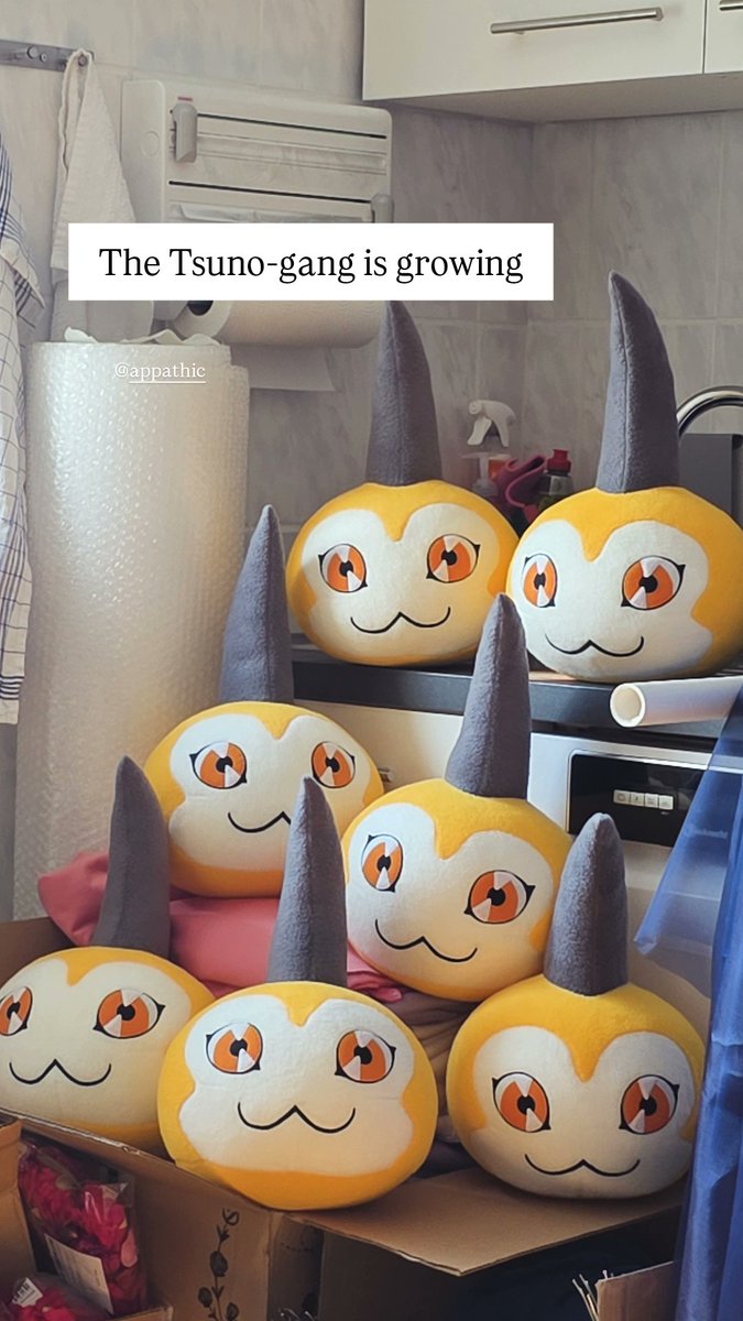 Van // Chi Plush @ DoK0mi 4Q36 tweet media