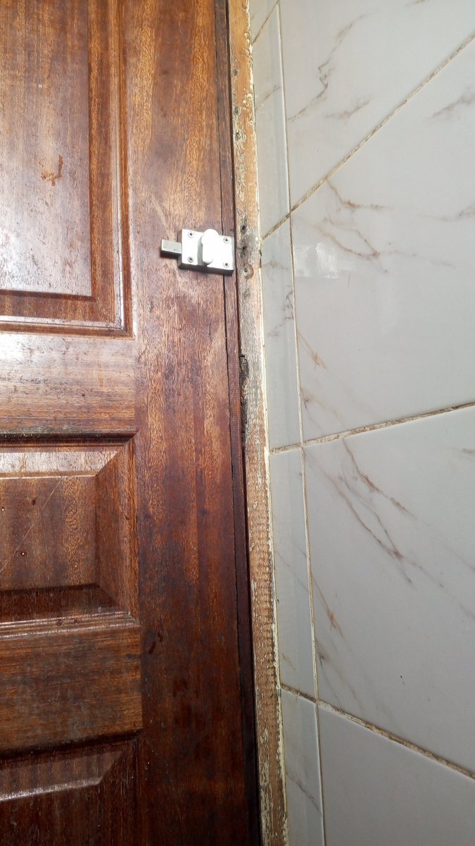 GeoffreyMonga13's tweet photo. Jkia taxi toilets. Who bewitched us for surely???? https://t.co/Ydtl5t5jFF