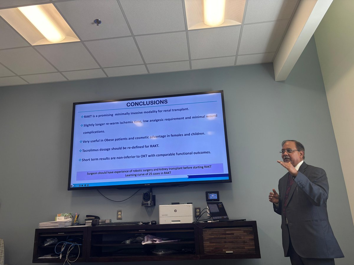 dranantkumar1's tweet photo. After the conference on 19 th May  I was invited by the University of Maryland to elaborate on,how I had achieved the world’s largest Robotic Kidney Transplant Program. https://t.co/WYPNZl2BaM
