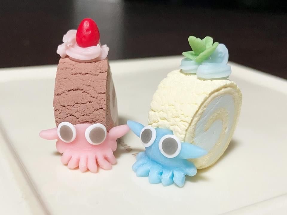 Cute Dessert tweet media