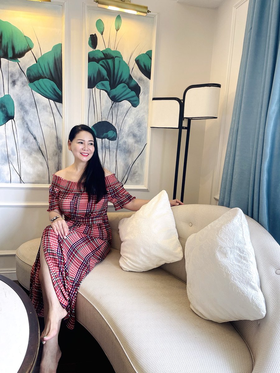 Thu Hong/Pinky Nguyen tweet media