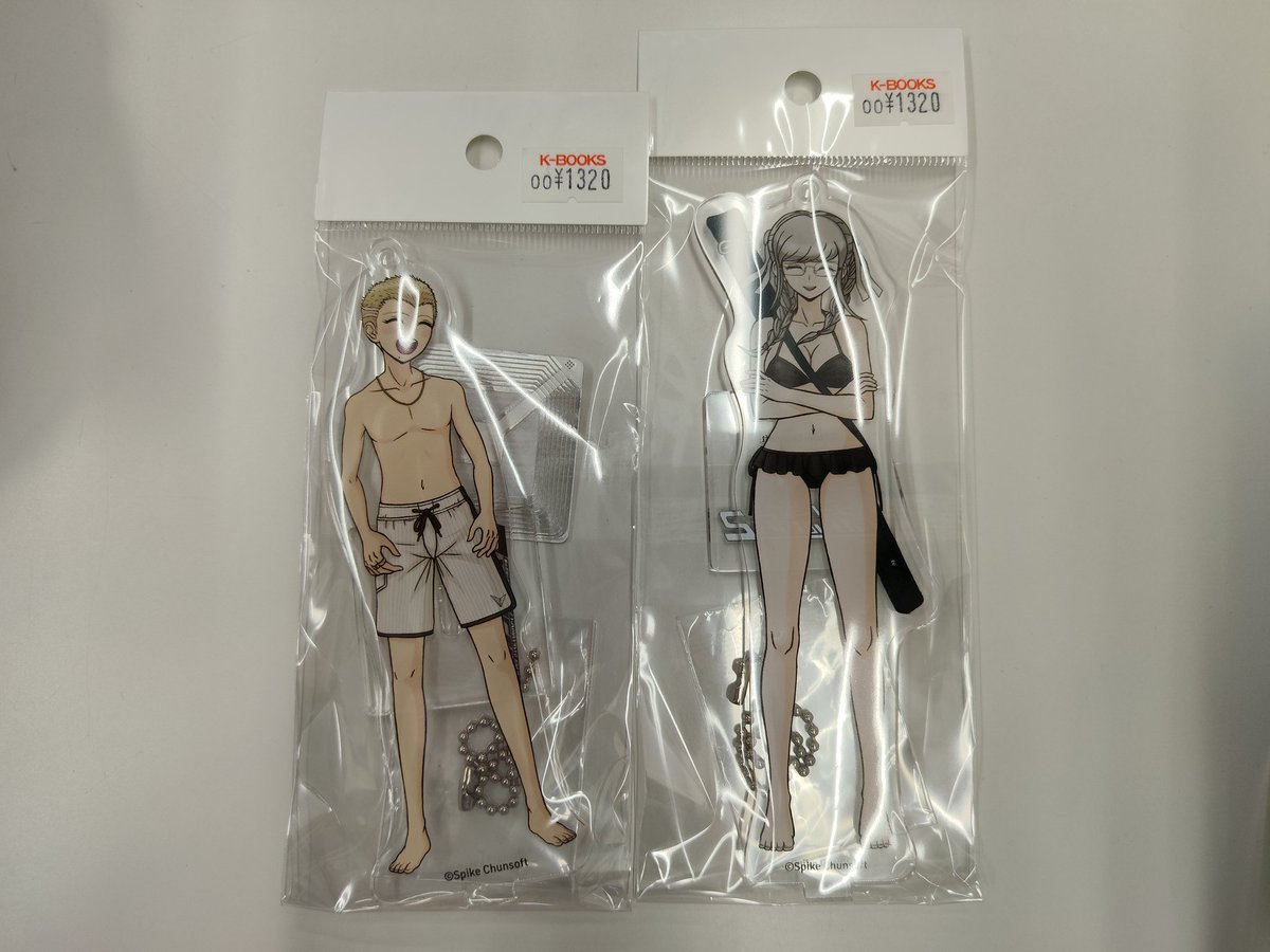 入荷情報】 『ダンガンロンパ』 水着アクリルスタンドキーホルダー 辺