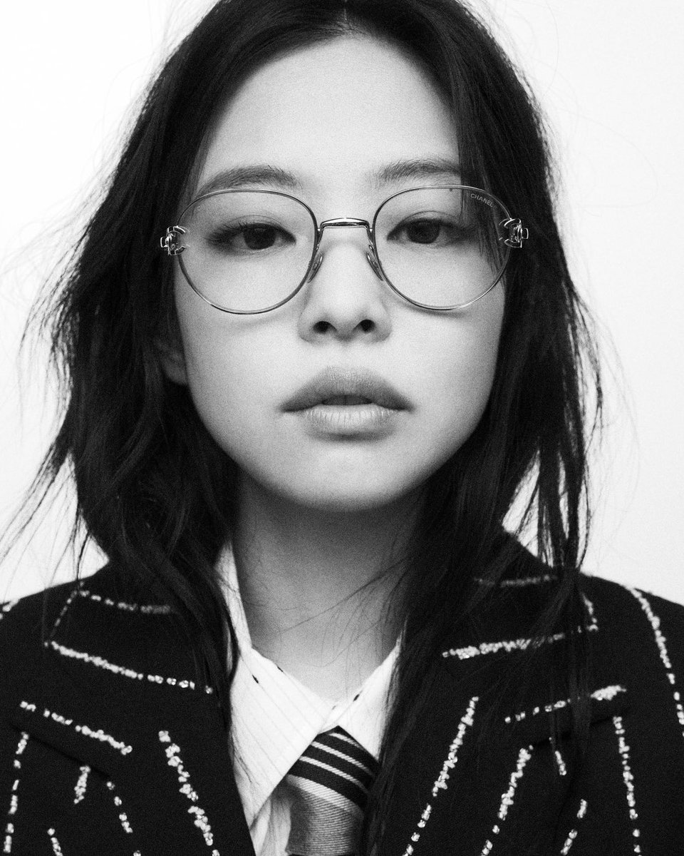 jennie pics tweet media