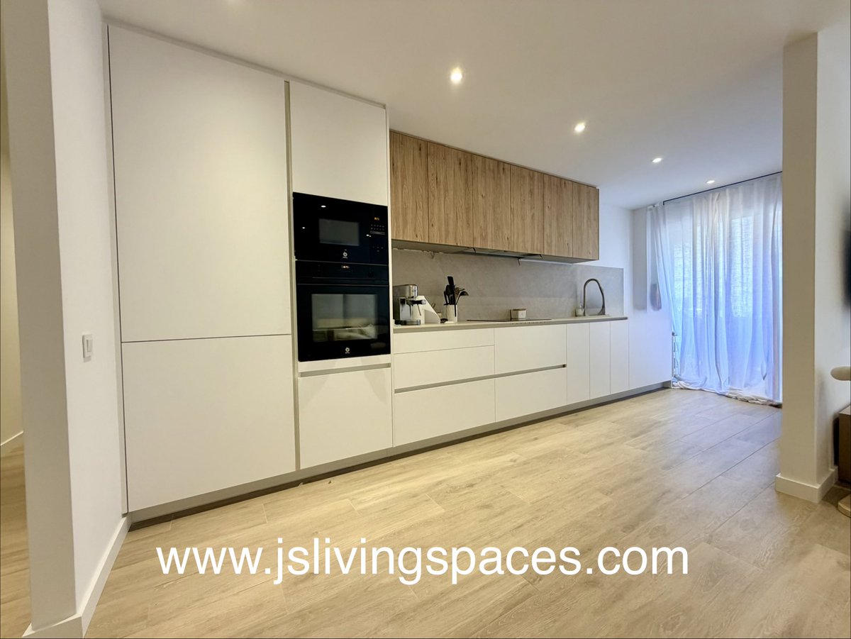 jslivingspaces's tweet photo. Muy contentos con el resultado final del proyecto de reforma integral de un piso en La Roca del Vallès! Ha quedado espectacular😍! Os mostramos el resultado final. #reforma #laroca #cocina #comedor #saloncomedor #baño #cuartodebaño #reformaintegral #decoracion #interiorismo https://t.co/liggvZ4WLv