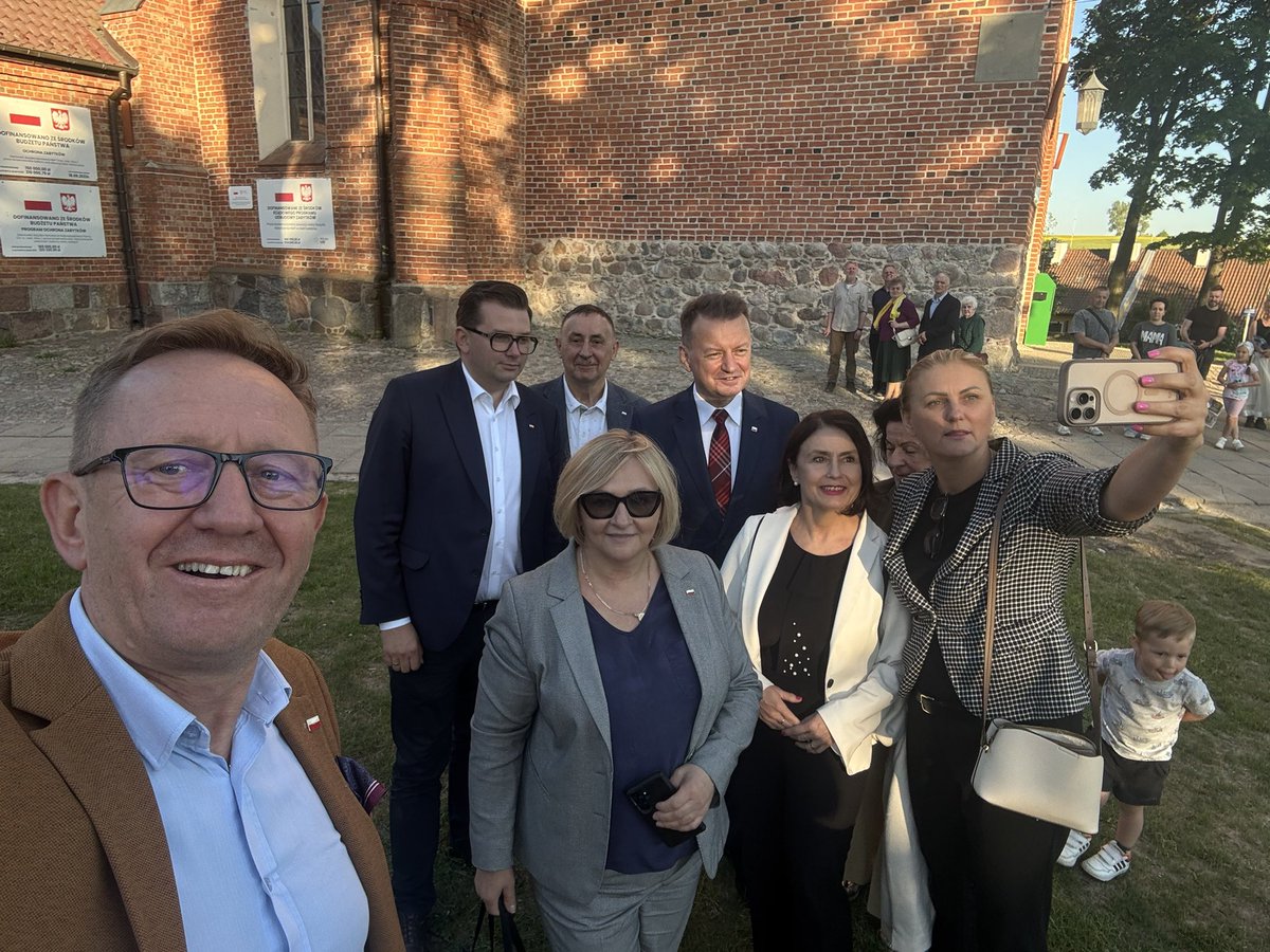 Robert Telus tweet media