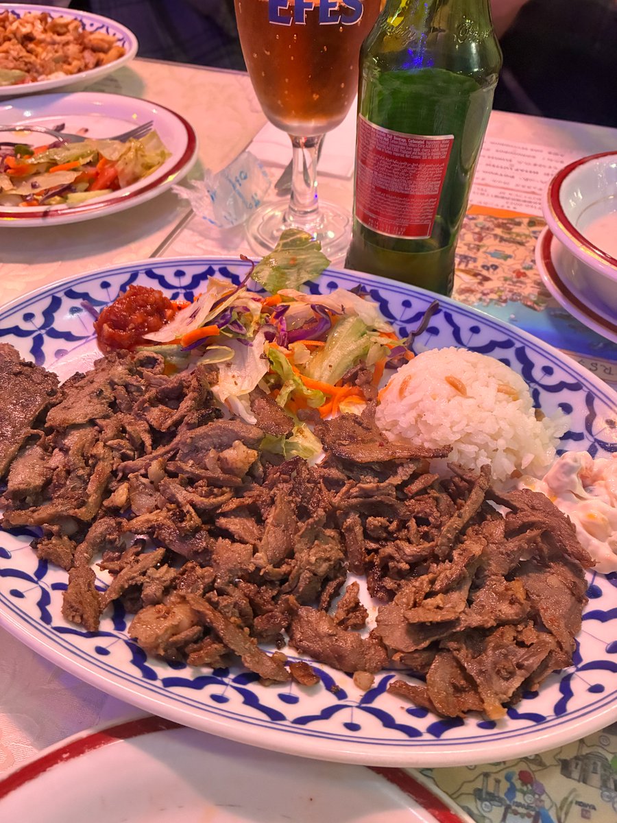 movensys_japan's tweet photo. ゆるく活動している「エスニック料理部」もついに第5回目！
今回はみんなでトルコ料理を食べに行ってきました🇹🇷初めてのトルコ料理でしたが、どれもとても美味しくて、また行きたくなるお店でした😊
皆さんの「この国の料理おすすめ！」があればぜひ教えてください！🍽️ https://t.co/yeJ9XX6XcS