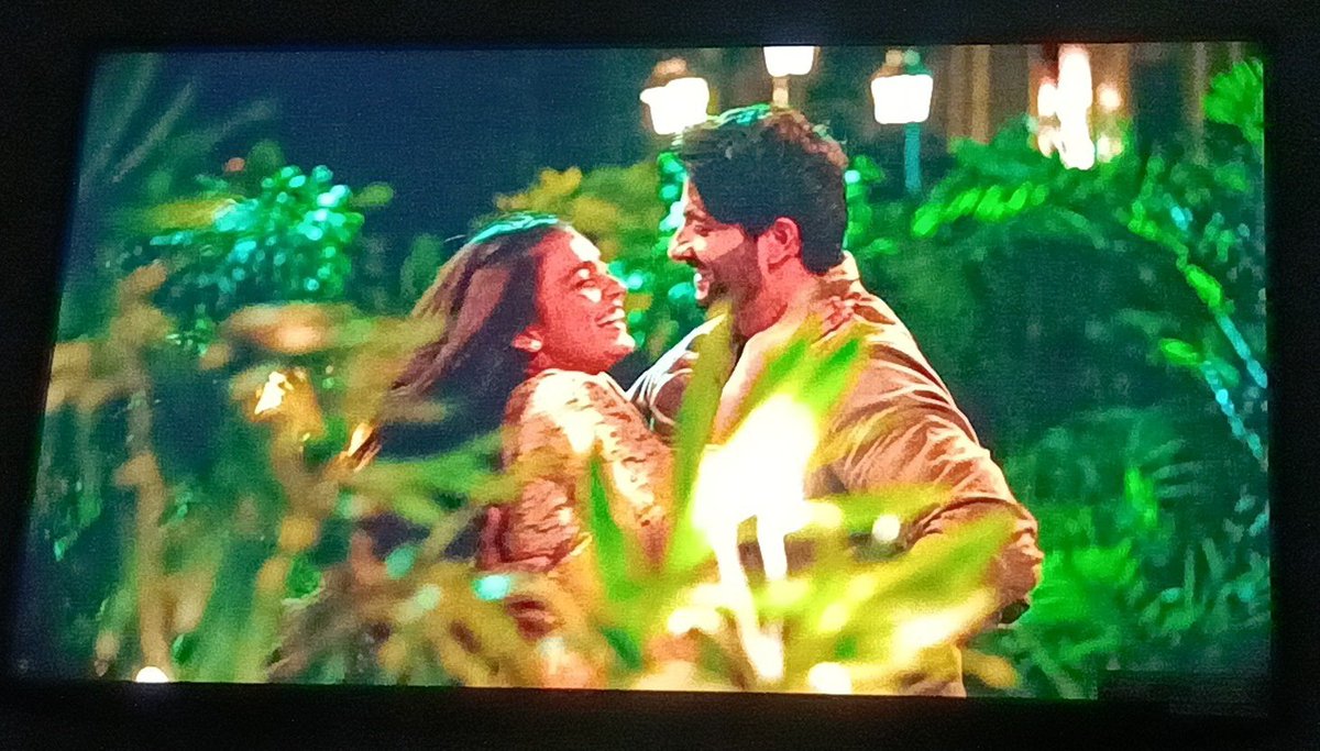 ahana_thakur23's tweet photo. 💚
#Arylie
#Fahmaankhan https://t.co/wYRBRbww3x