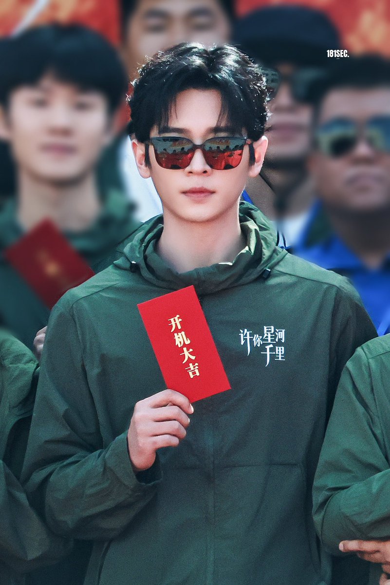 ForCdrama's tweet photo. iQIYI modern drama #TheLeadingStars starring #ChengLei #ShenYujie held its booting ceremony. https://t.co/AQssXz0uTr