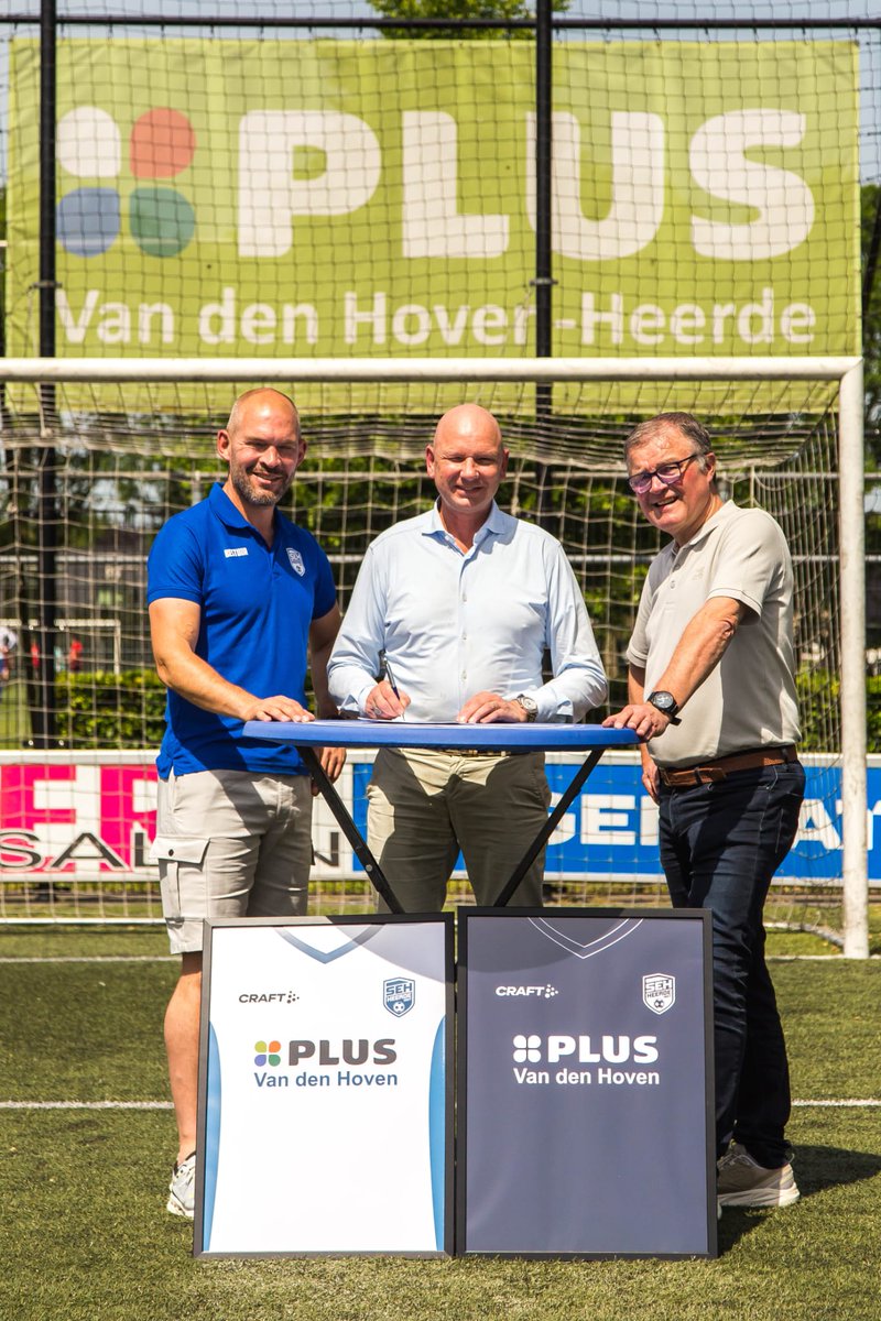 vvSEH's tweet photo. 💙🤍Mooi én belangrijk nieuws: PLUS Van den Hoven blijft hoofdsponsor van de SEH-jeugd!

Lees meer @ https://t.co/Bs7K9BysV9

📸Barend de Ruiter

#sponsoring #pr #trots #plus #vandenhoven #heerde #wijzijnseh https://t.co/aWyjMhOfKu
