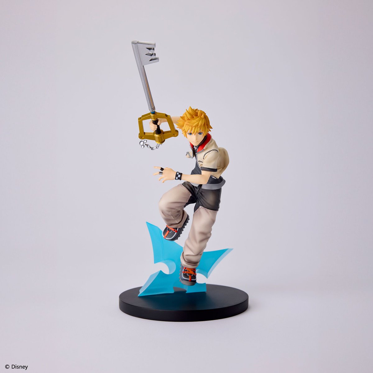 AitaiKuji's tweet photo. 🌆 Kingdom Hearts II will be getting a new figurine for Roxas, made by the Square Enix FORM-ISM line of figurines!

⬇️ Pre-order today!
🛒 https://t.co/iHHDrgkomQ
📆 Release Date: June 2026

#kingdomhearts #kh #kh2 #roxas https://t.co/SiN0gzosVT