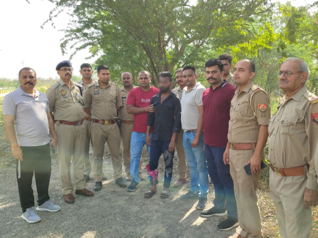 POLICE COMMISSIONERATE GAUTAM BUDDH NAGAR tweet media