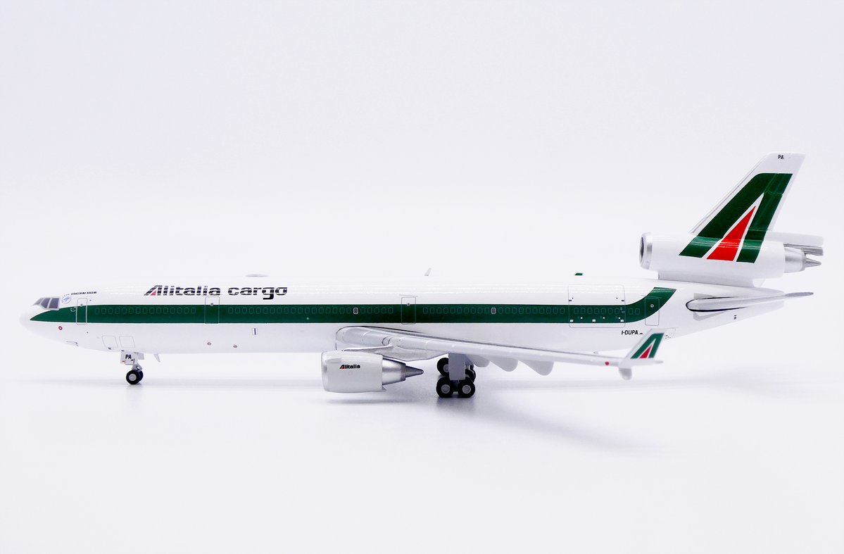 ModelAirliner's tweet photo. 本日のおすすめ
🔴先割予約15％OFF🔴
1/400 MD-11F アリタリア・カーゴ I-DUPA
👇👇👇👇👇👇👇
https://t.co/cqQYWJo7LD

＃旅客機模型
＃飛行機模型専門店
＃飛行機模型 https://t.co/82SmN5blqH