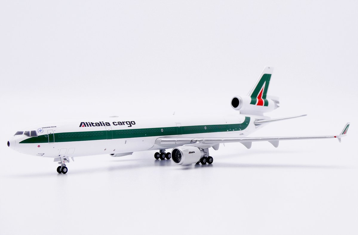 ModelAirliner's tweet photo. 本日のおすすめ
🔴先割予約15％OFF🔴
1/400 MD-11F アリタリア・カーゴ I-DUPA
👇👇👇👇👇👇👇
https://t.co/cqQYWJo7LD

＃旅客機模型
＃飛行機模型専門店
＃飛行機模型 https://t.co/82SmN5blqH