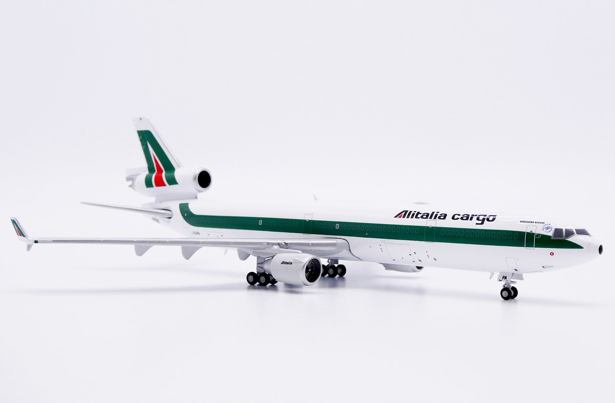 ModelAirliner's tweet photo. 本日のおすすめ
🔴先割予約15％OFF🔴
1/400 MD-11F アリタリア・カーゴ I-DUPA
👇👇👇👇👇👇👇
https://t.co/cqQYWJo7LD

＃旅客機模型
＃飛行機模型専門店
＃飛行機模型 https://t.co/82SmN5blqH