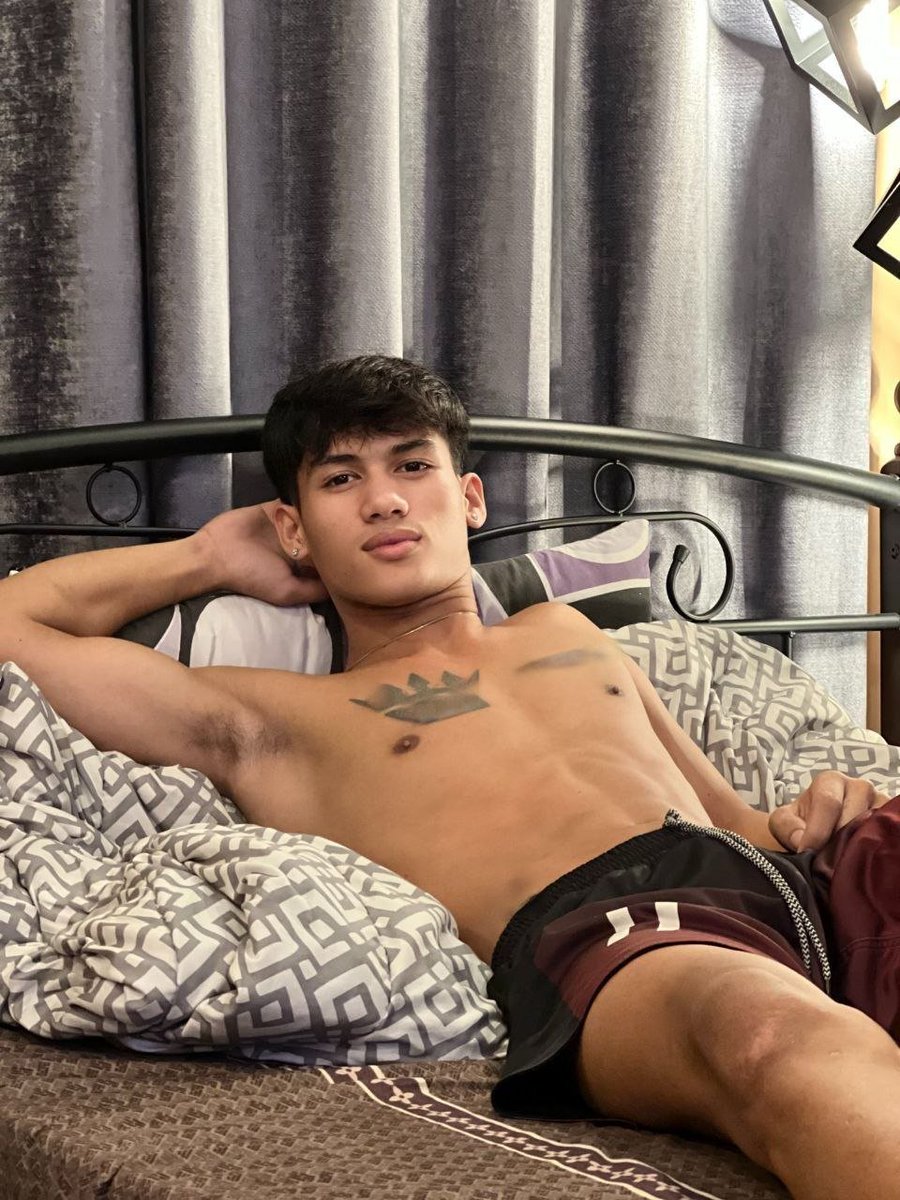 JoshMacos's tweet photo. -Anthony 
Moreno, matangkad at subok na ang serbisyo mapa exciting part 💦

Gapangin nyo na sya guys. 

Tg-@joshmacos
Viber-09566621030
Sms/call-09127242816 https://t.co/K9l4jlhjDc
