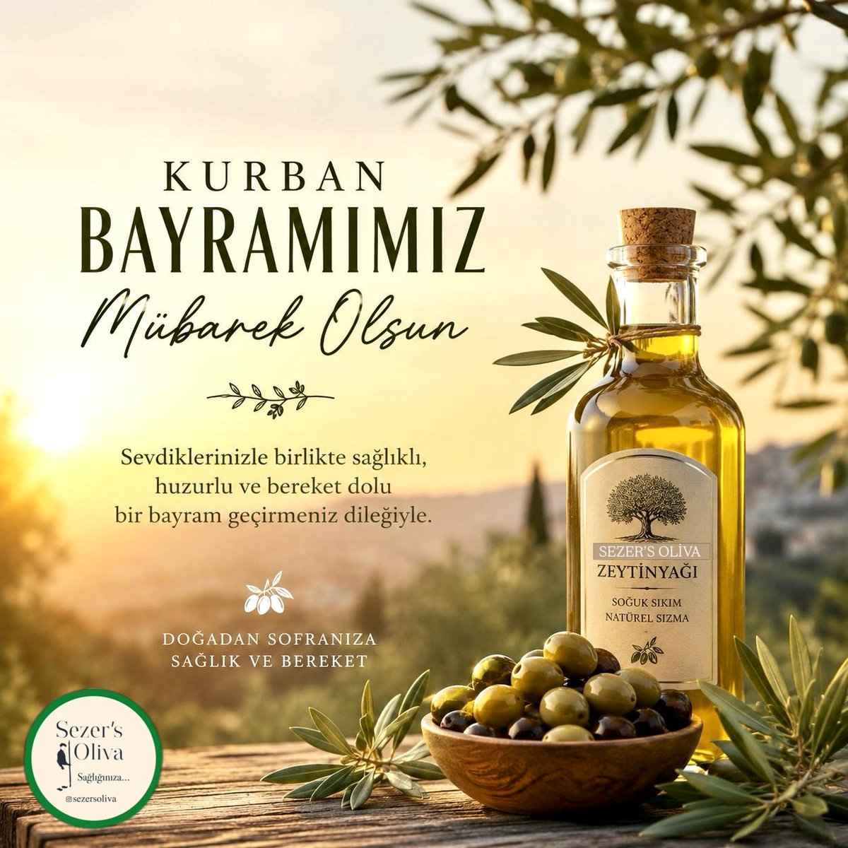 SezersOliva's tweet photo. Bayram; aynı sofrada buluşmanın, paylaşmanın ve güzel anılar biriktirmenin en kıymetli zamanı… 🌿
Bereketi sofralarınızdan, huzuru evlerinizden eksik olmasın.
Mutlu Bayramlar dileriz. ✨
#KurbanBayramı #MutluBayramlar #Zeytinyağı #NatürelSızma #EgeLezzetleri #Aktepe #ZeytinAğacı #Bereket #SezersOliva #BayramSofrası #geyikli