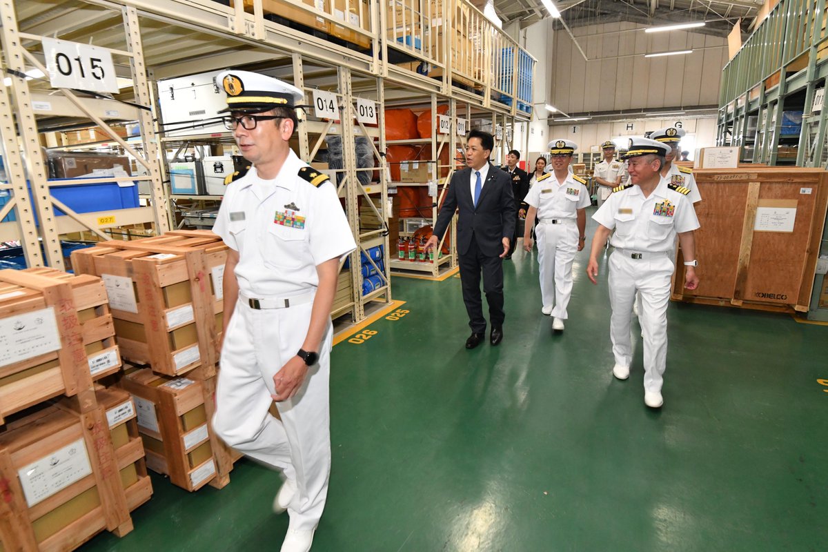 5月25日（月）宮崎防衛副大臣が部隊視察のため、阪神基地隊及び仮屋