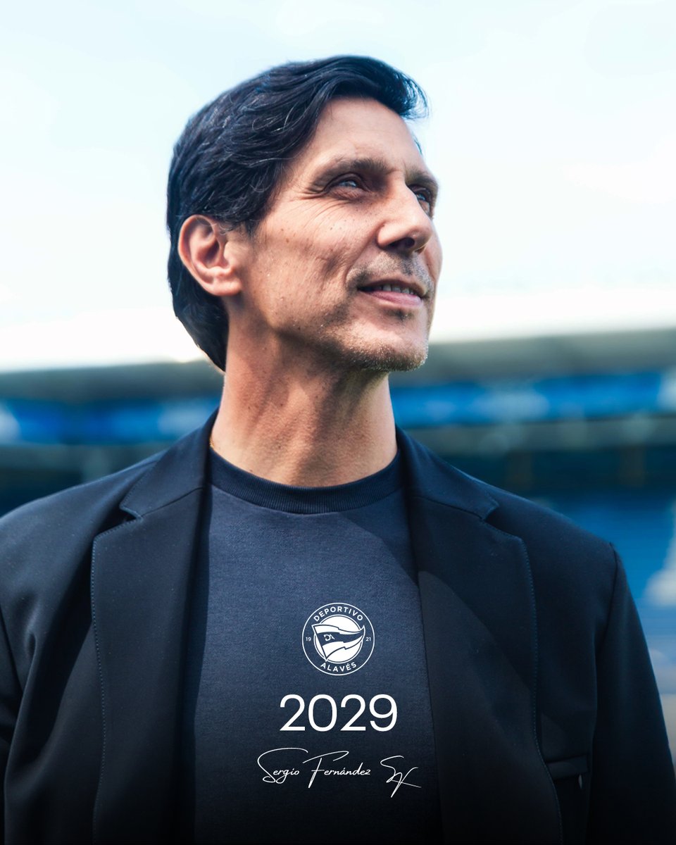 Alaves's tweet photo. El Deportivo Alavés renueva a Sergio Fernández hasta 2029

Toda la ℹ️ https://t.co/NZe6Eel37Q

#GoazenGlorioso ⚪️🔵 https://t.co/yd83E6PZye