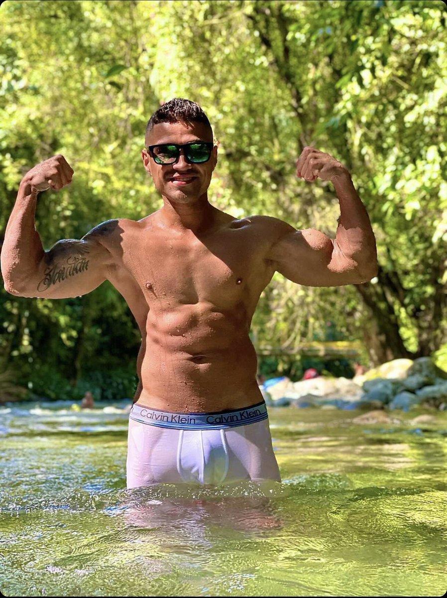 Latin_Maxi's tweet photo. Hello all my gentlemen of @chaturbate  I’m back online now 
 🧨🔥 https://t.co/xSmCeGdXiF
 Lest go check one view  hot https://t.co/qixXgPqM9i