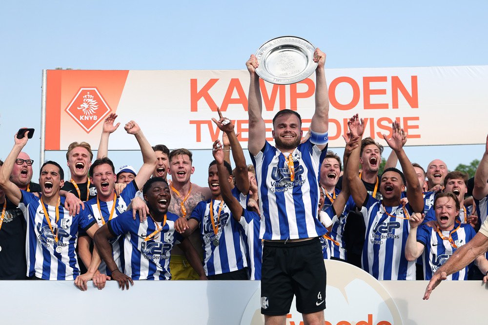 KvvQuickBoys's tweet photo. Werk ze vandaag, Boys! 🔘🔵⚪ https://t.co/cWjEOYObPH